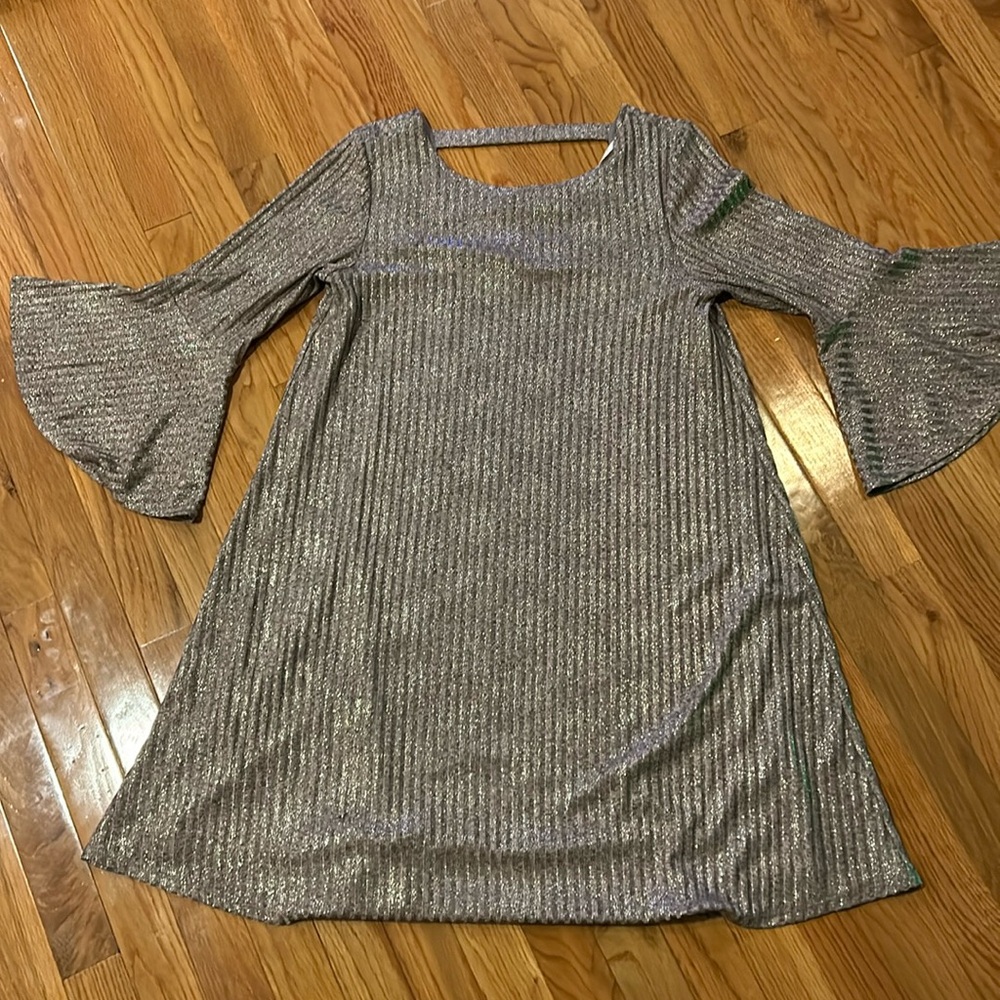 Sz M sparkling AGB soft, pinkish dress